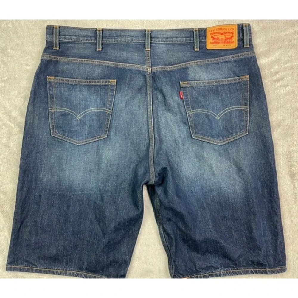 Levi's 569 Loose Straight Denim Shorts Men Size 42 Blue Medium Wash Jean Shorts